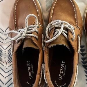 Sperry boat shoes